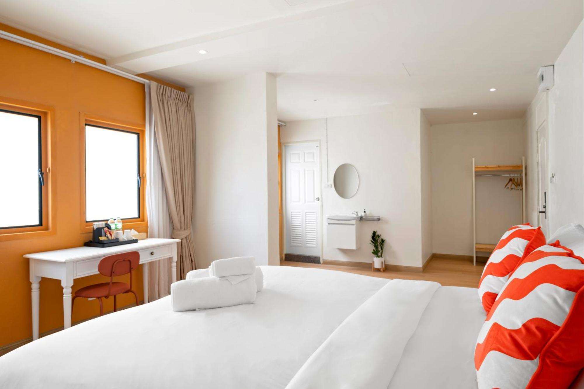 Horange Phuket Town Hotel Exterior foto
