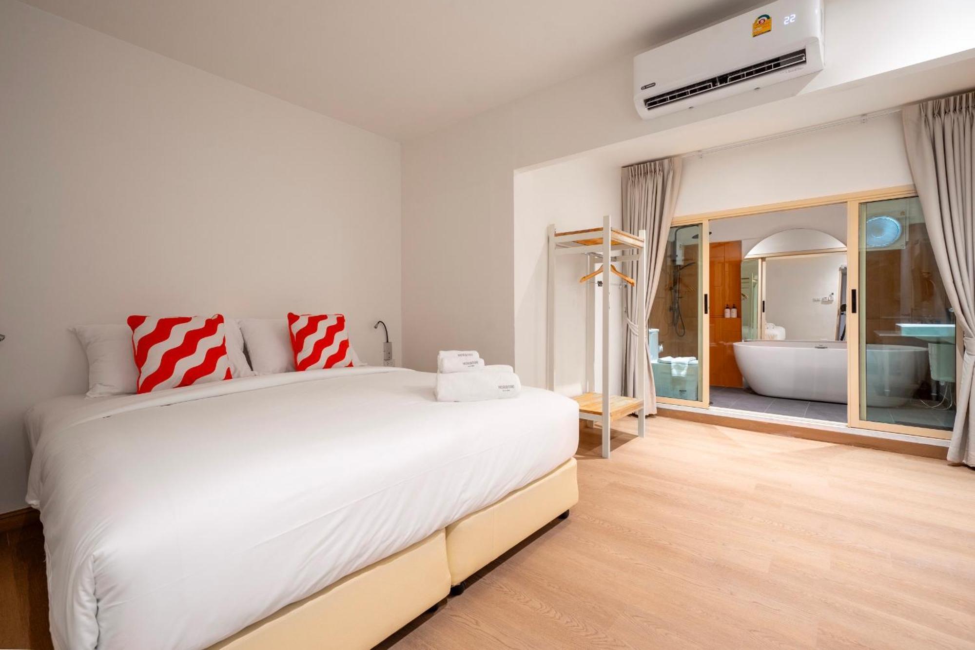 Horange Phuket Town Hotel Exterior foto